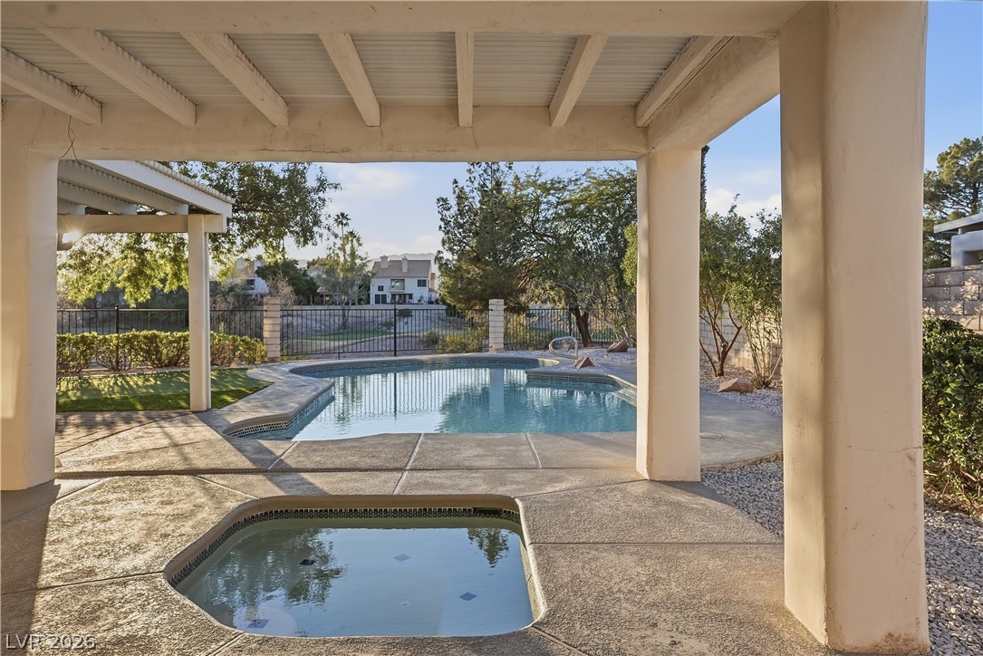 5401 Painted Sunrise Drive