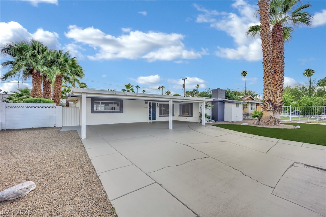 2325 Sombrero Drive