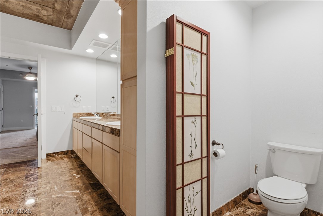 360 East Desert Inn Road 607