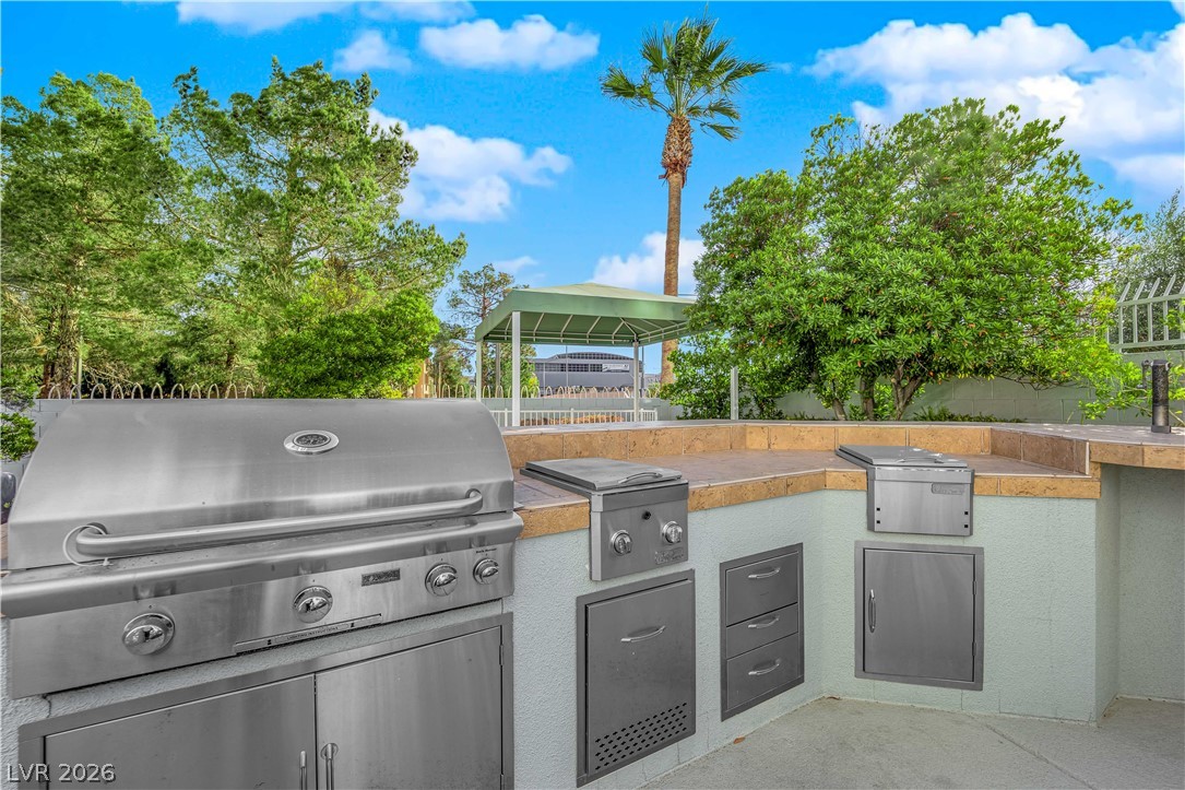 360 East Desert Inn Road 807