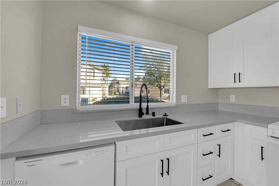 2433 Cliffwood Drive