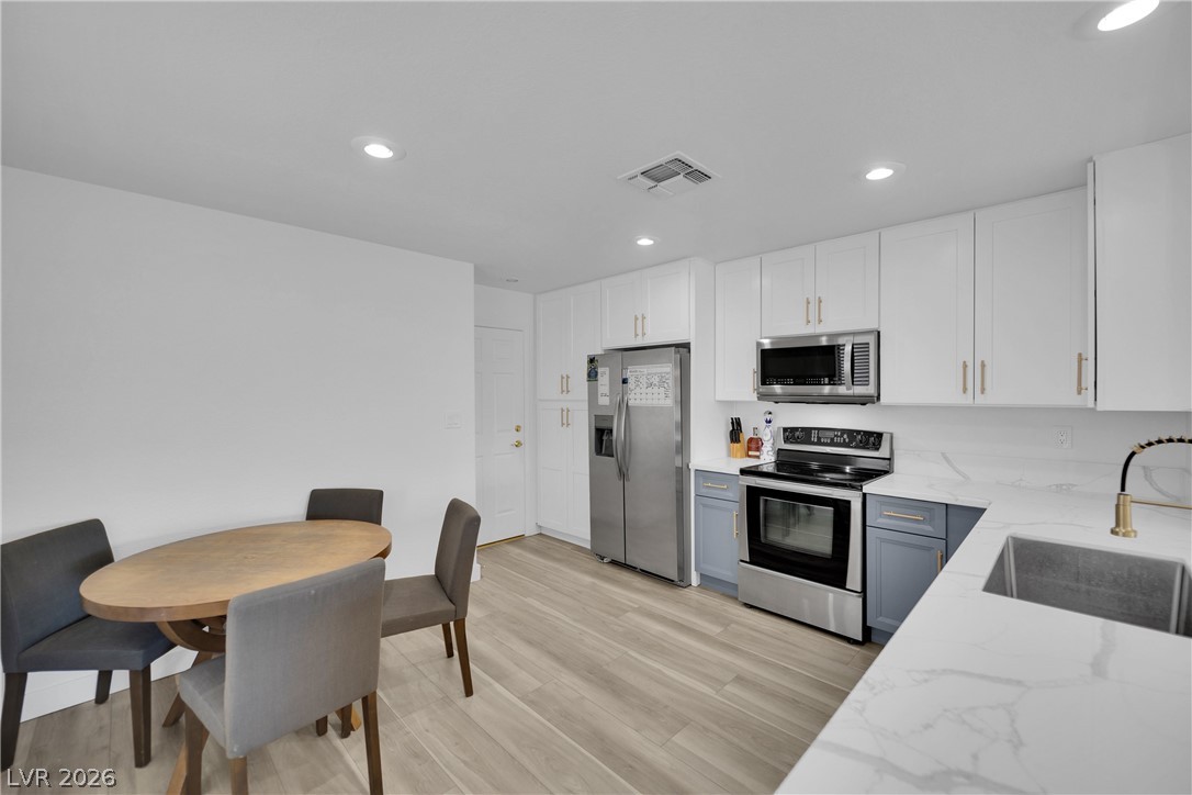 6940 Emerald Springs Lane