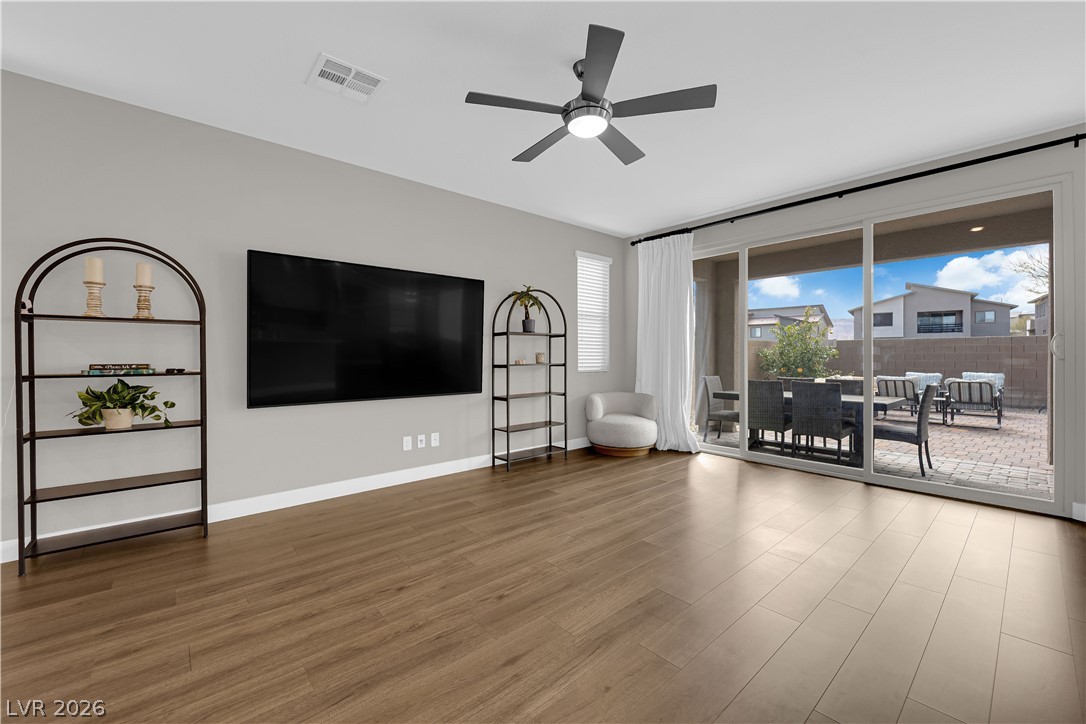 737 Foreign Reef Way