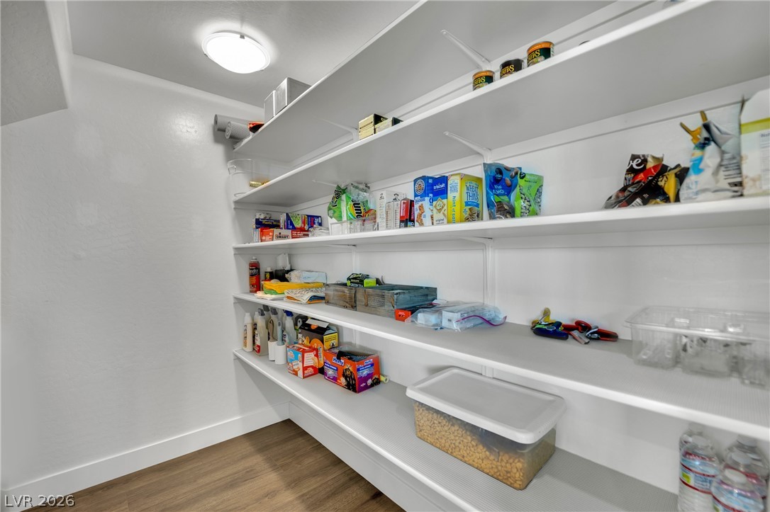 737 Foreign Reef Way