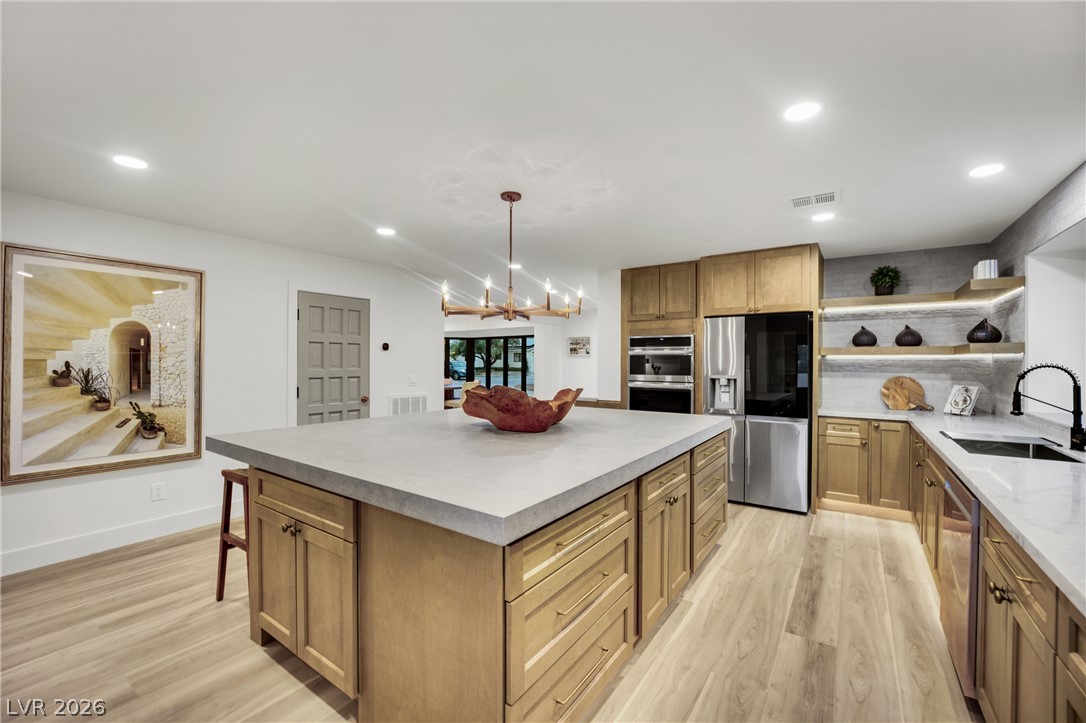 1244 Park Circle