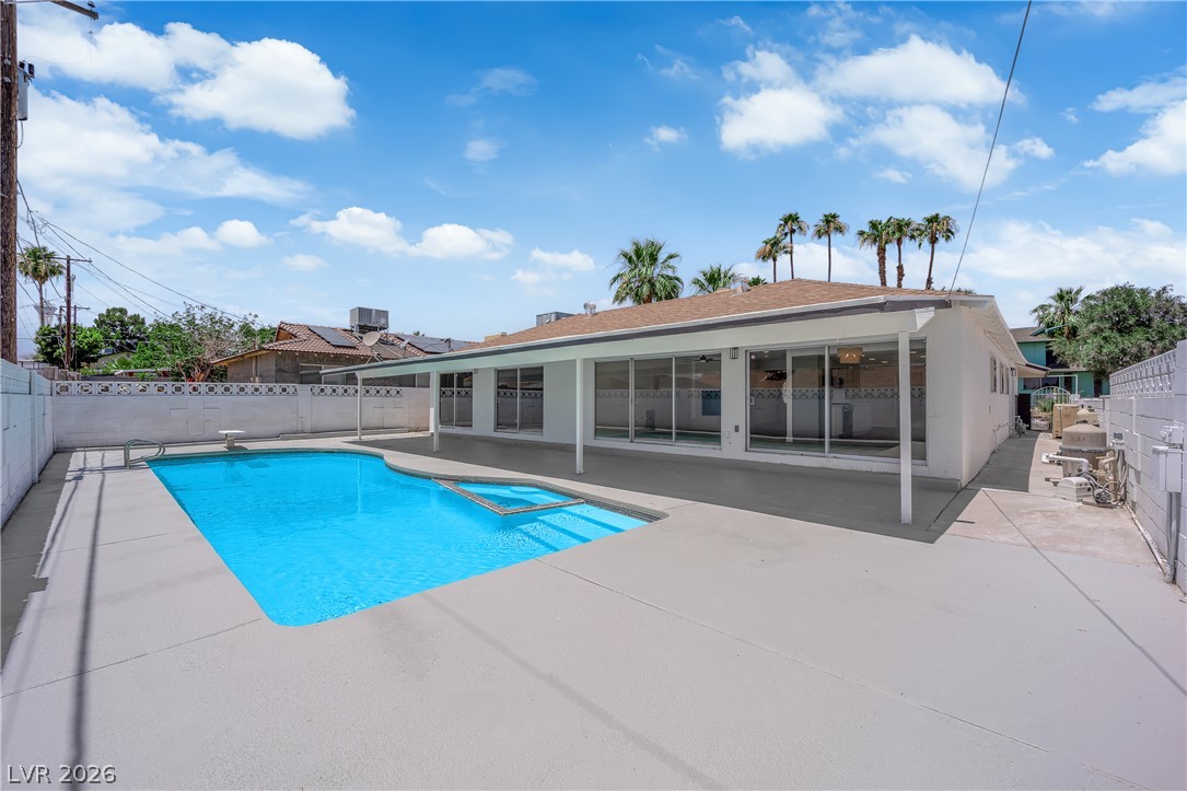 1524 Bonita Avenue