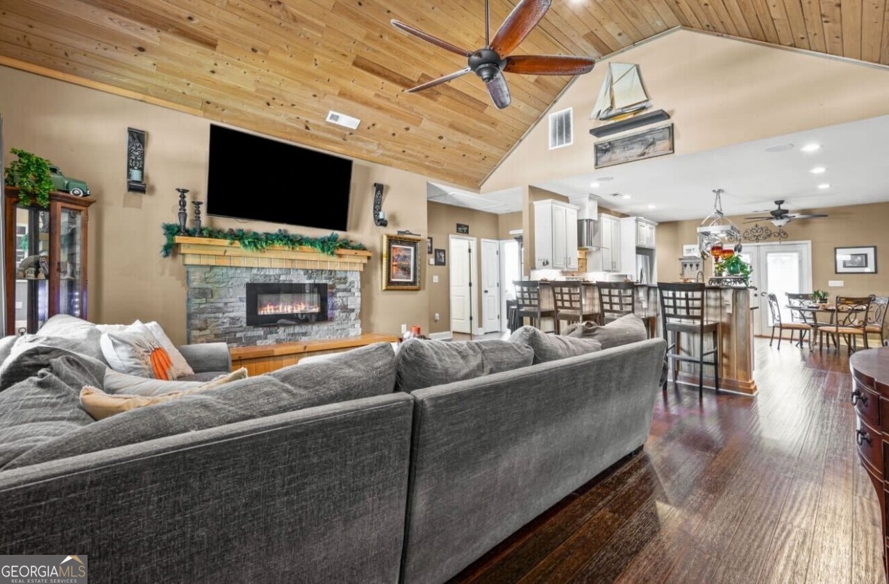 2708 Mariner Way