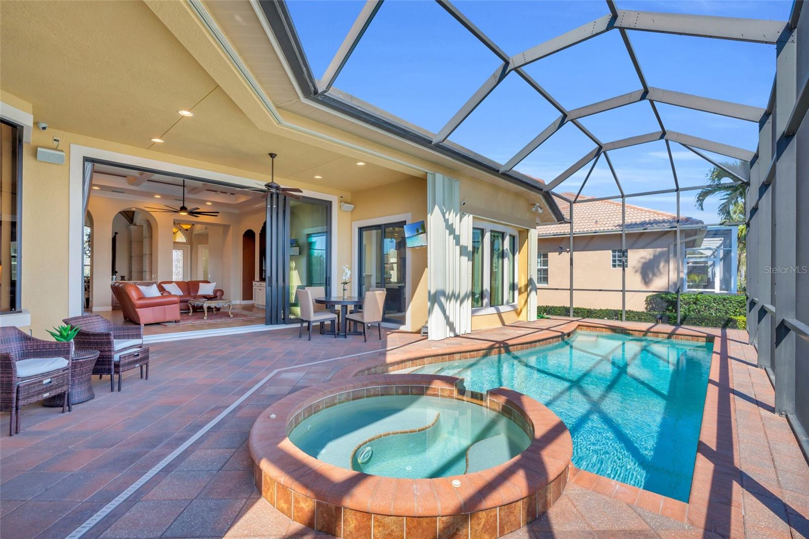 3321 TRIPOLI BLVD