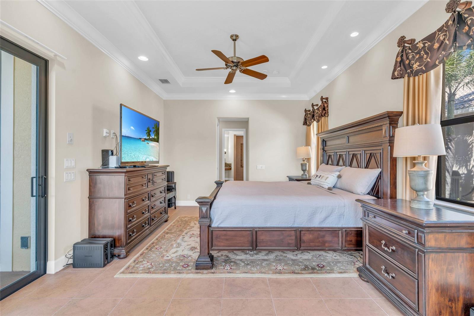 3321 TRIPOLI BLVD