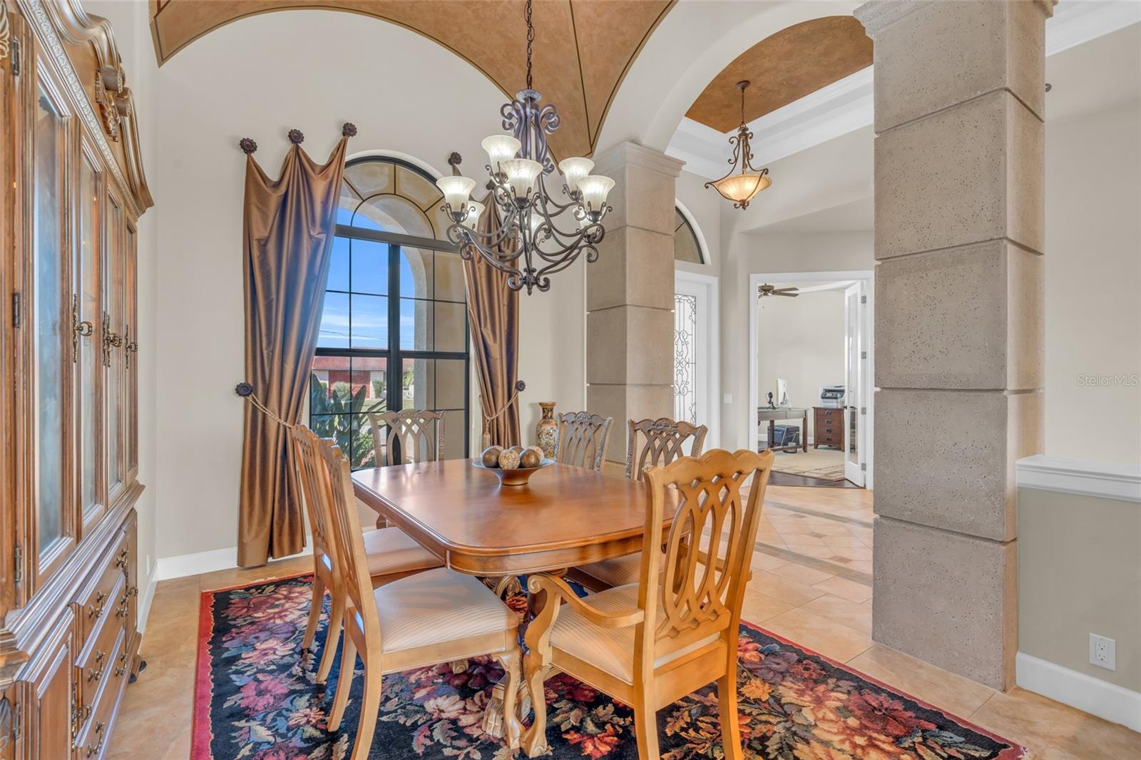 3321 TRIPOLI BLVD