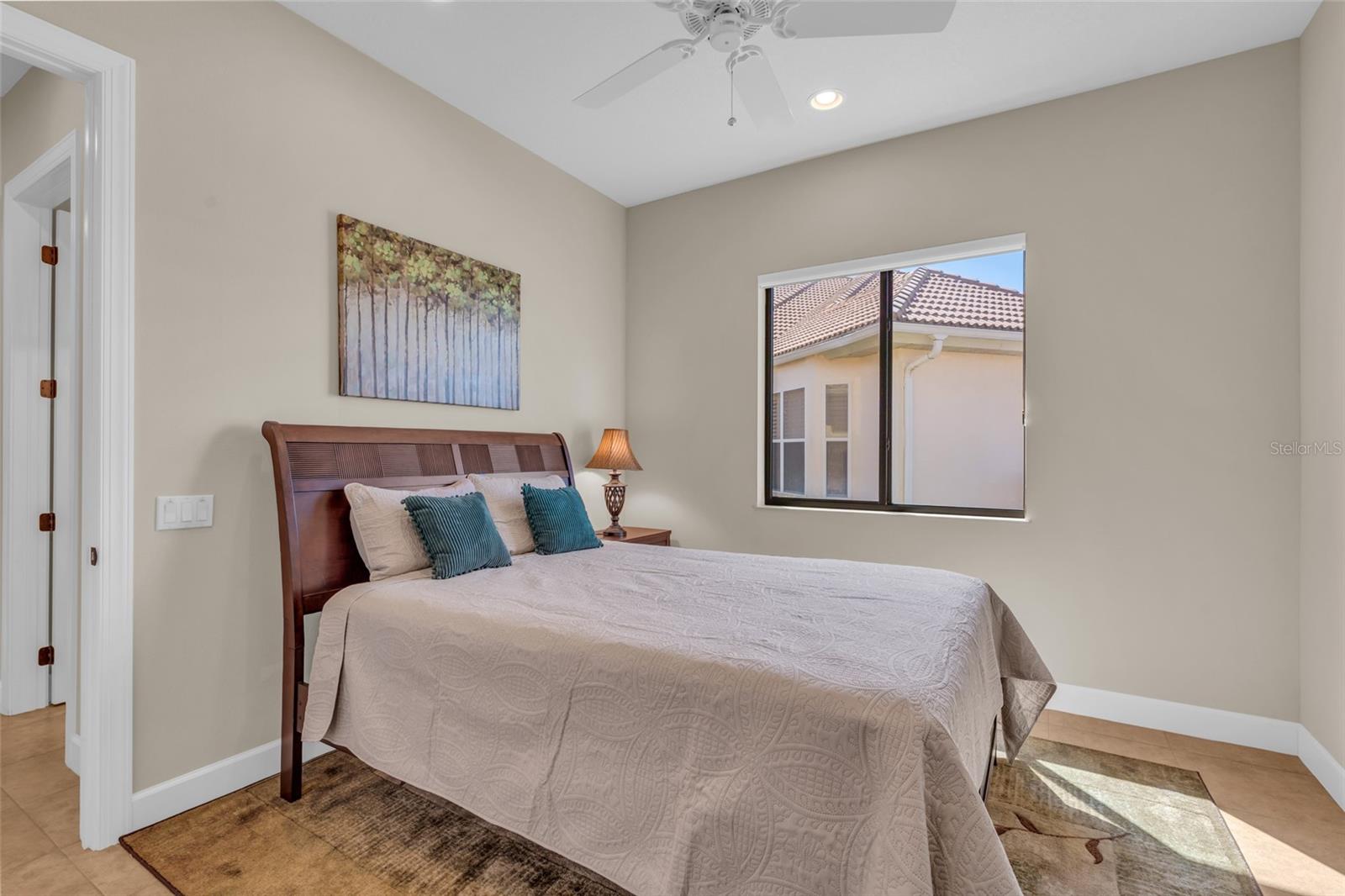 3321 TRIPOLI BLVD