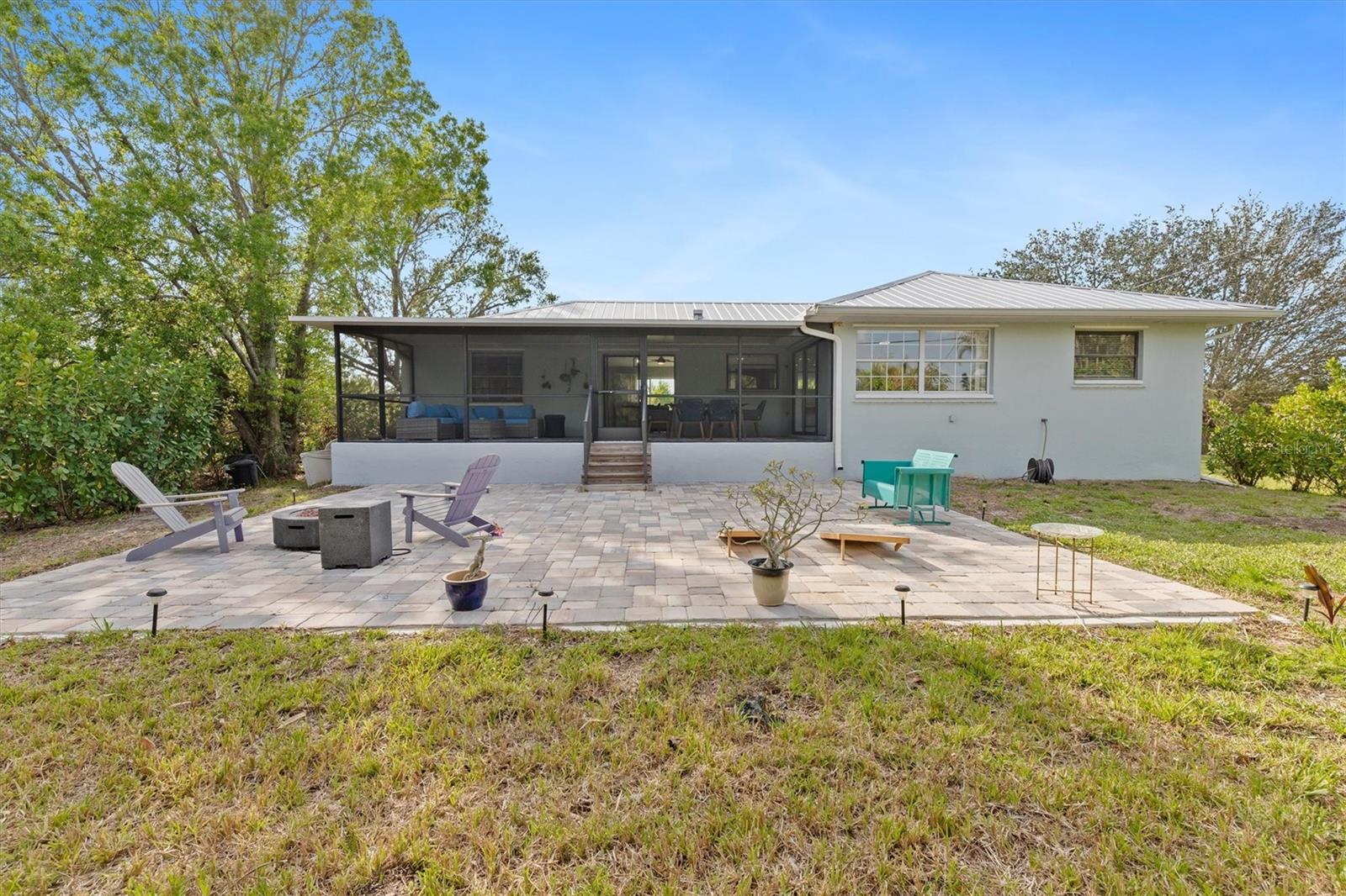 2710 CAMELLIA TER