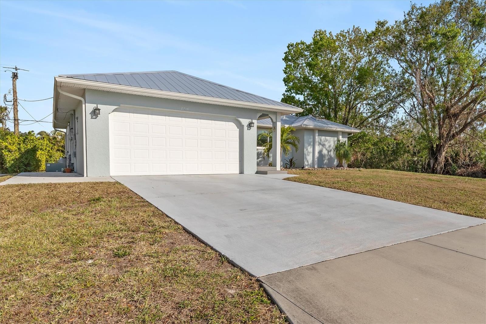 2710 CAMELLIA TER