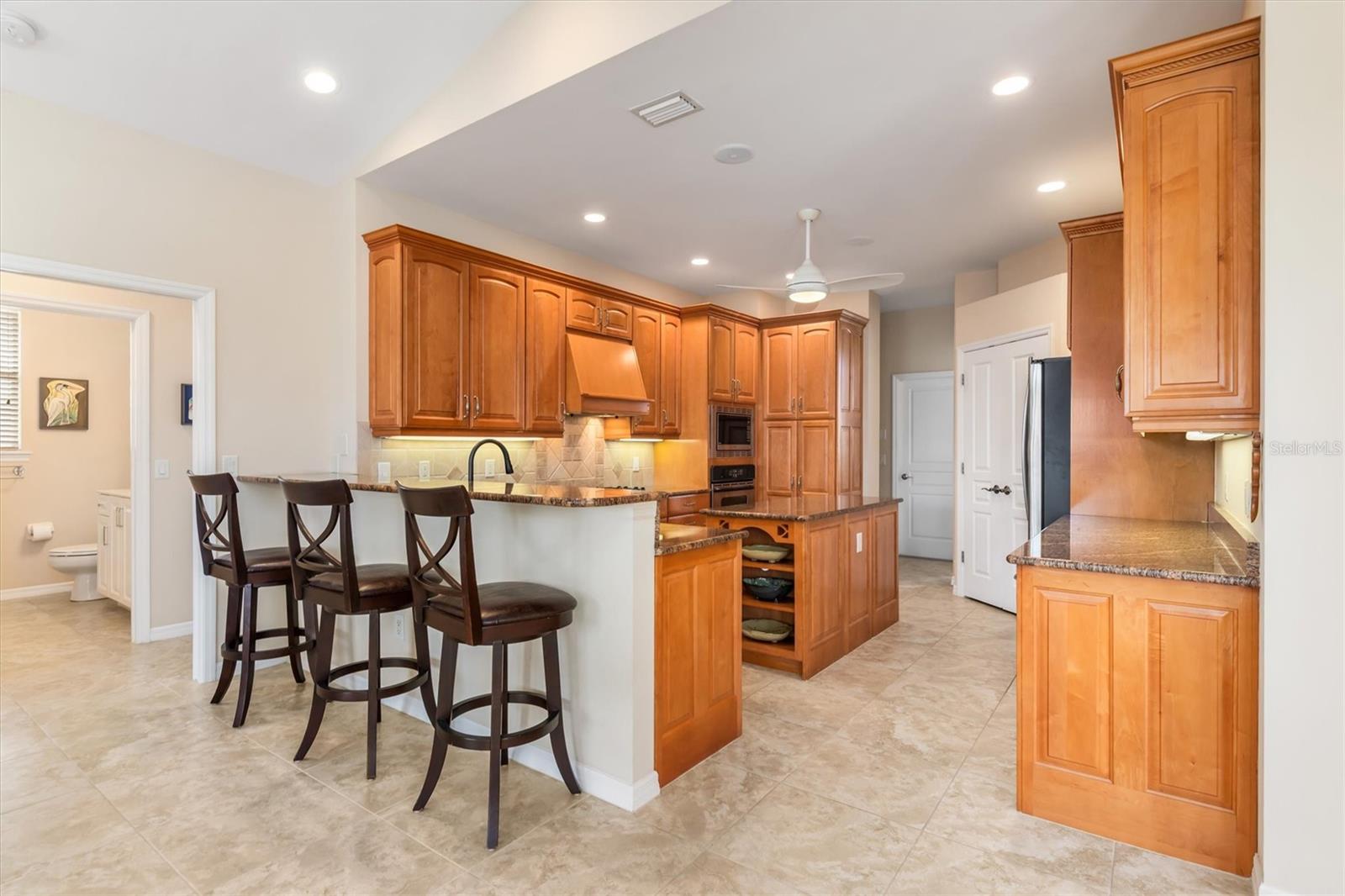 2224 VIA VENETO DR