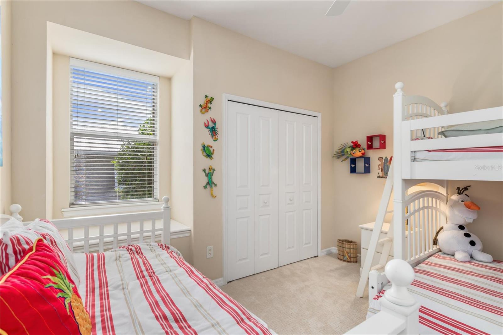 2224 VIA VENETO DR