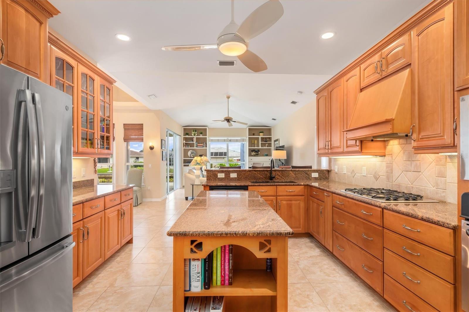 2224 VIA VENETO DR