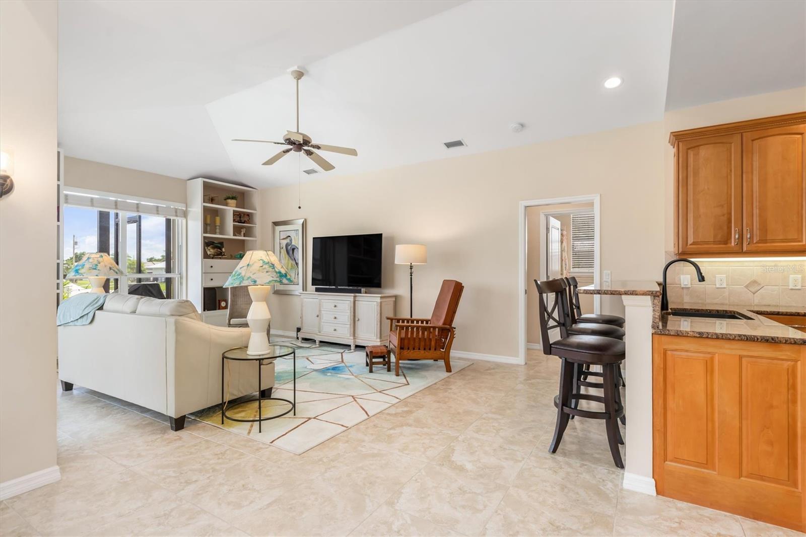 2224 VIA VENETO DR