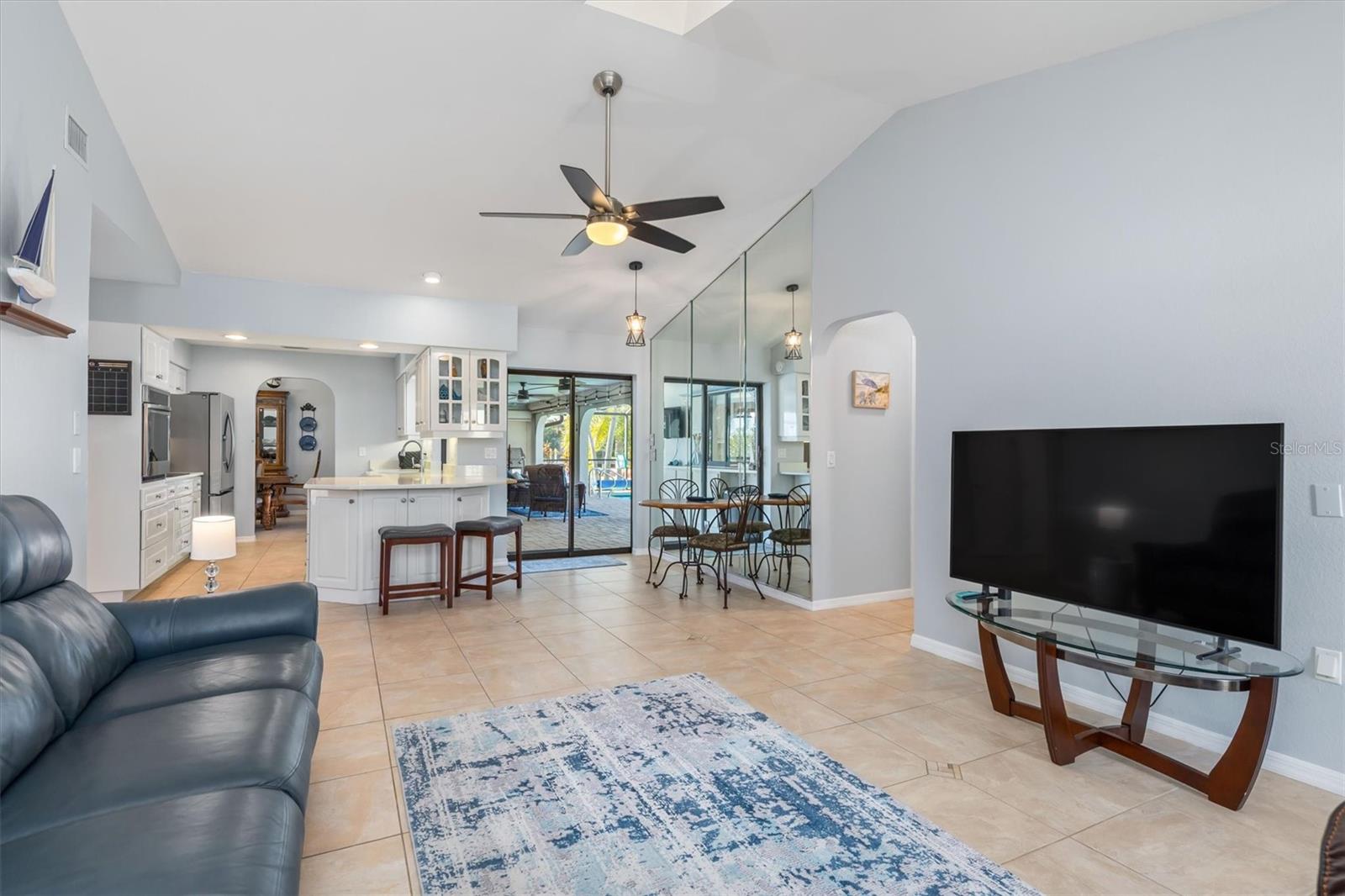 1435 SEA FAN DR