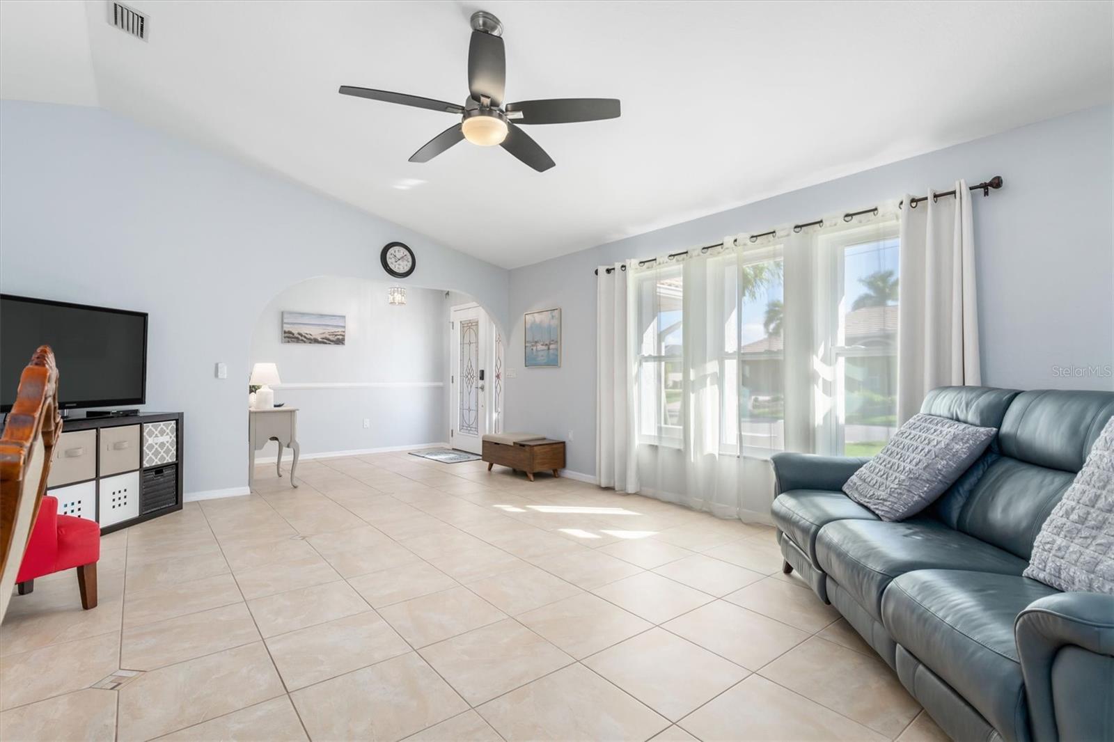 1435 SEA FAN DR