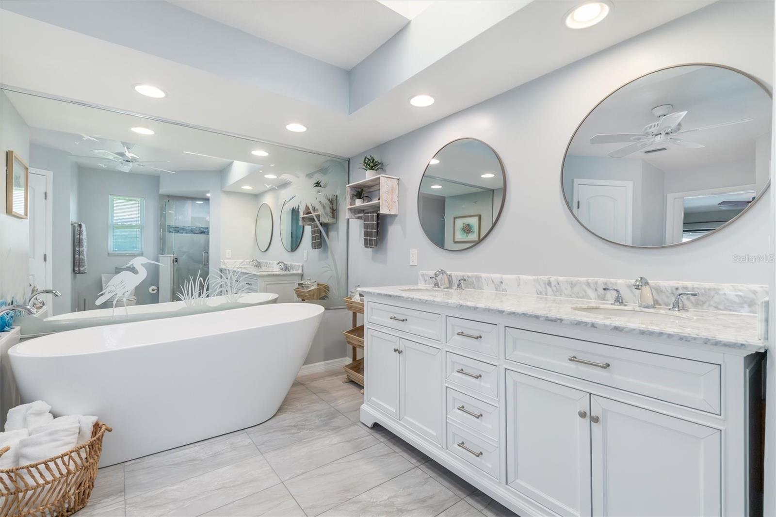 1435 SEA FAN DR