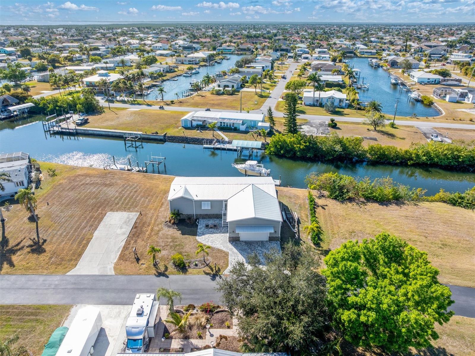 4431 PELICAN POINTE DR