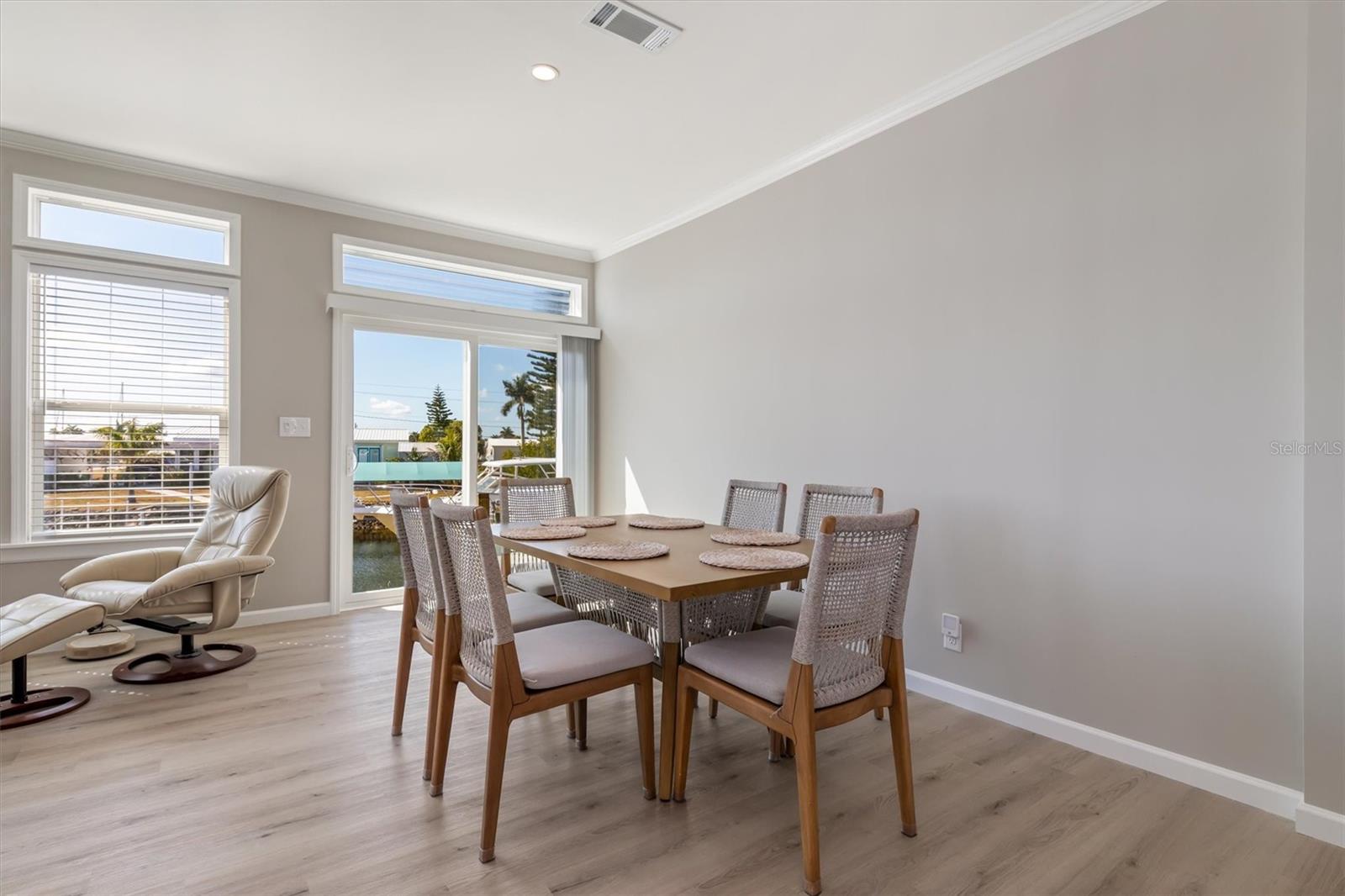 4431 PELICAN POINTE DR