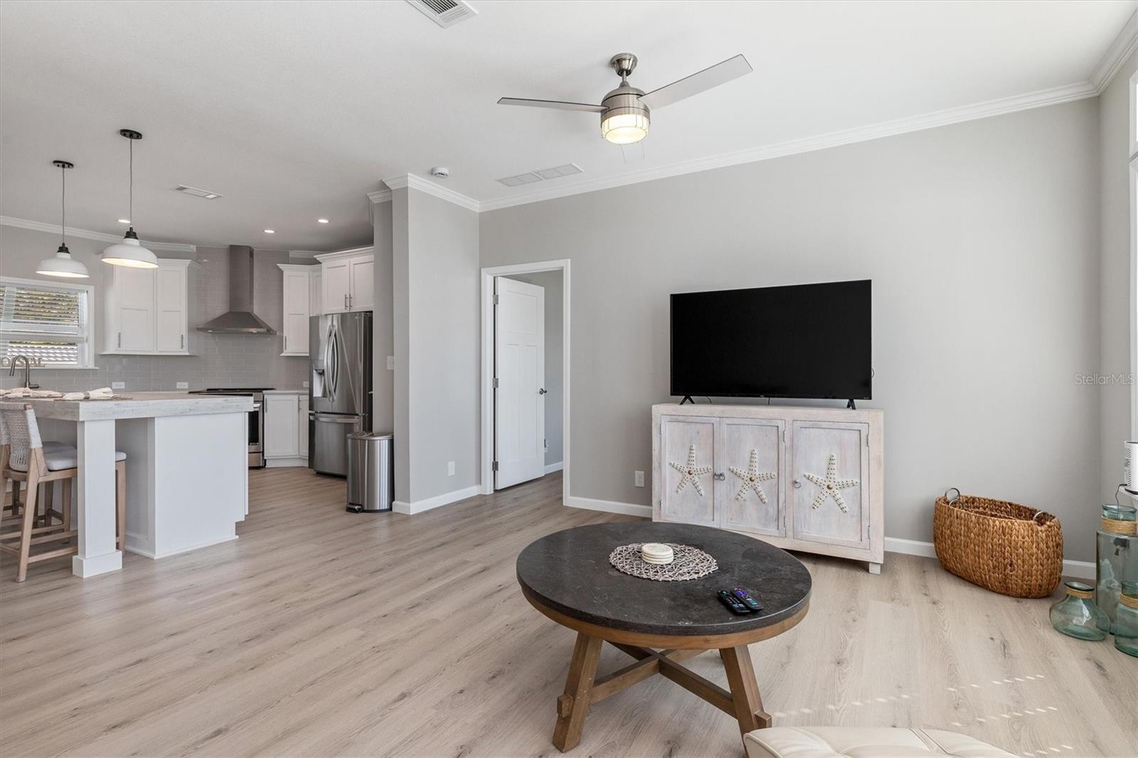 4431 PELICAN POINTE DR