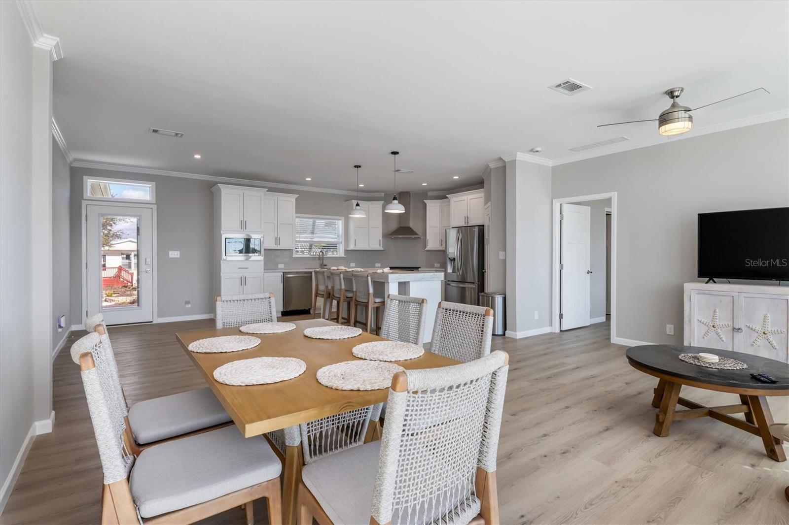 4431 PELICAN POINTE DR