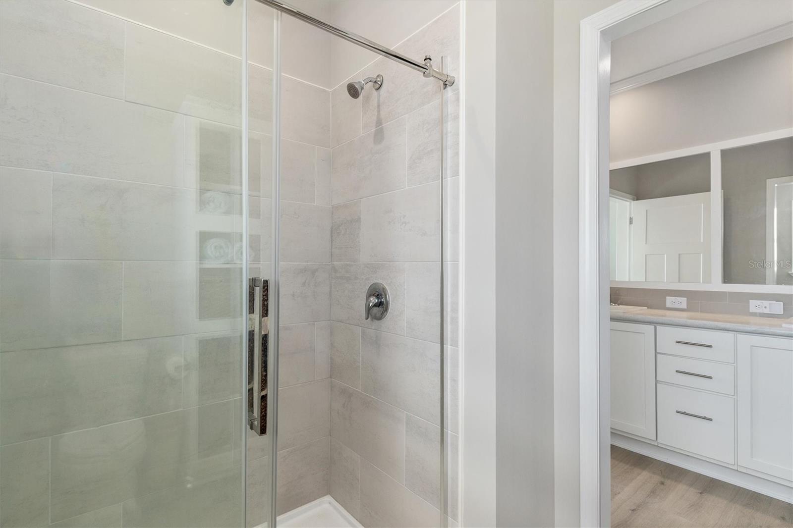 4431 PELICAN POINTE DR