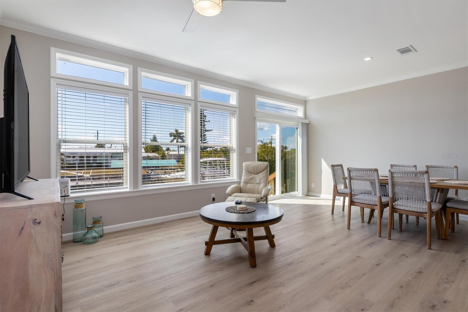 4431 PELICAN POINTE DR