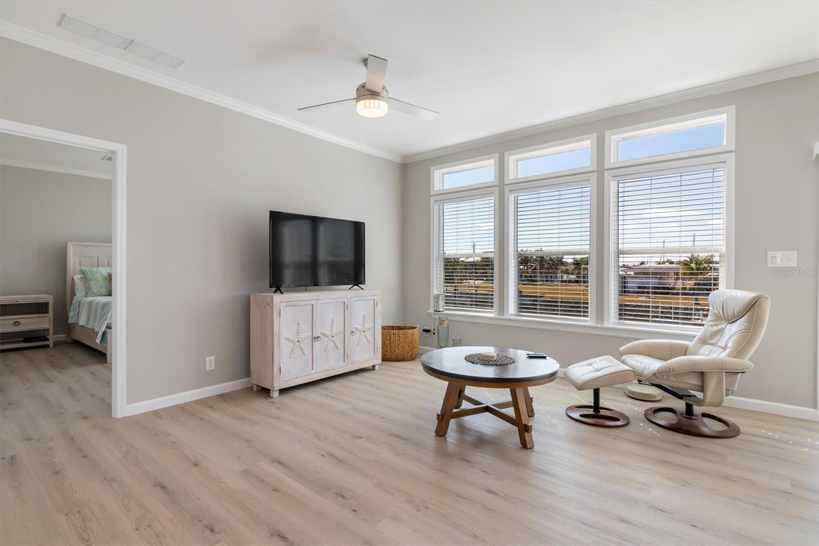 4431 PELICAN POINTE DR