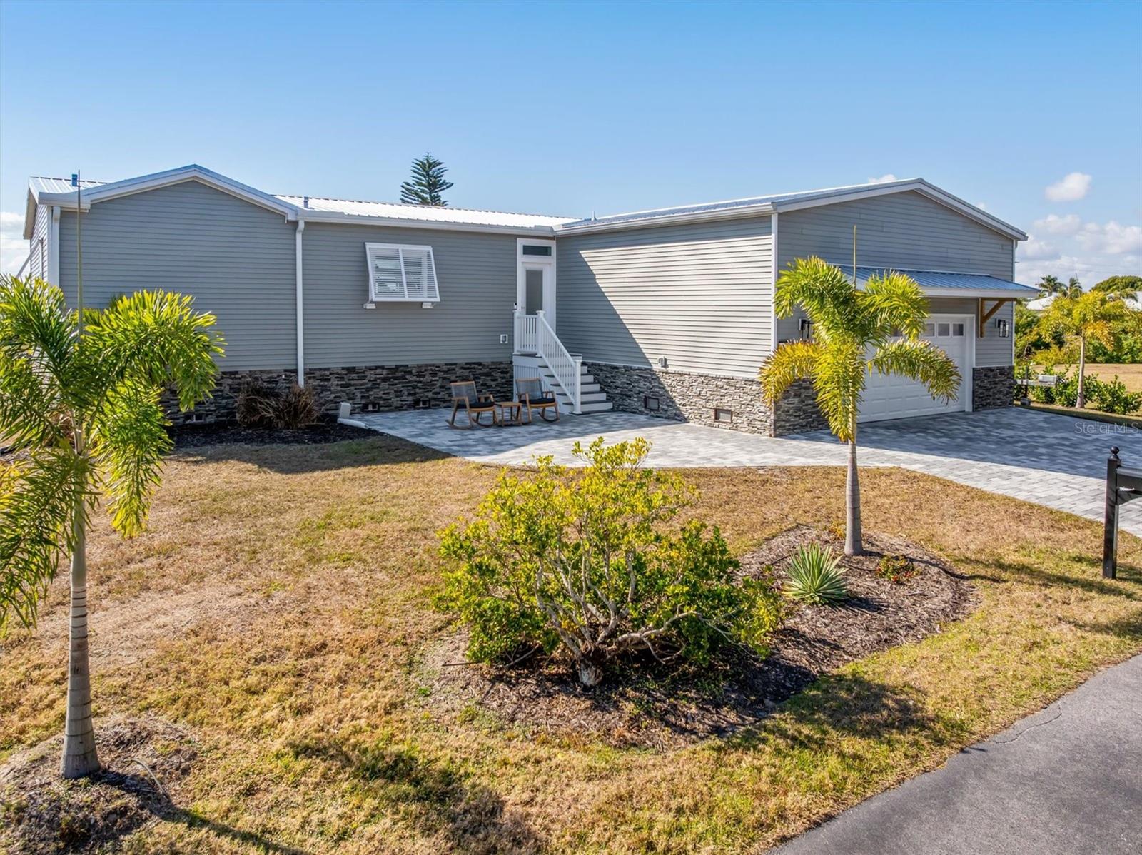 4431 PELICAN POINTE DR