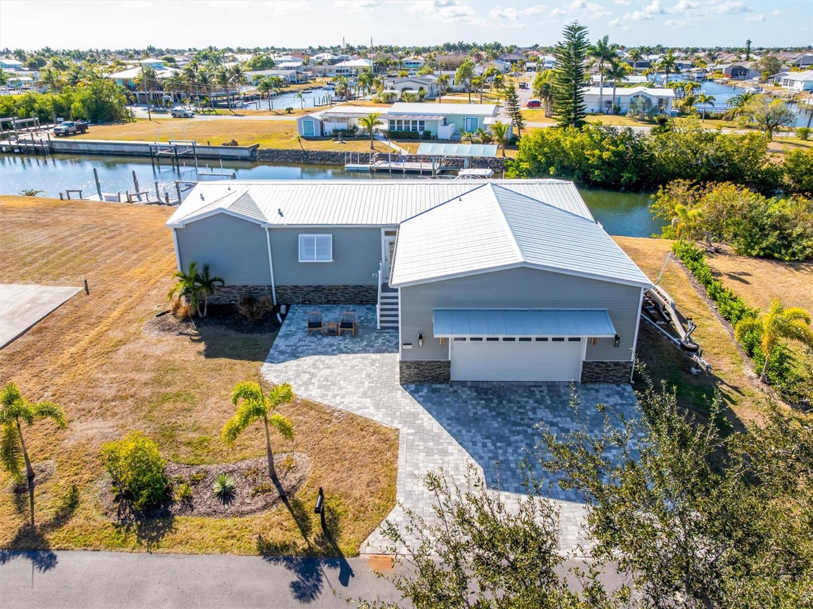 4431 PELICAN POINTE DR