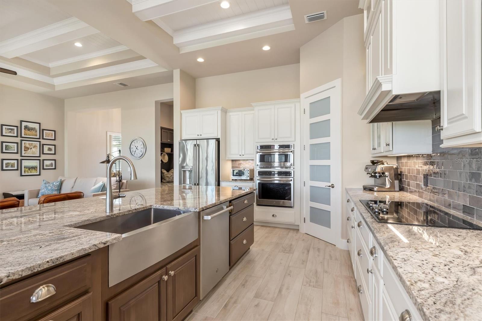 4037 LA COSTA ISLAND CT