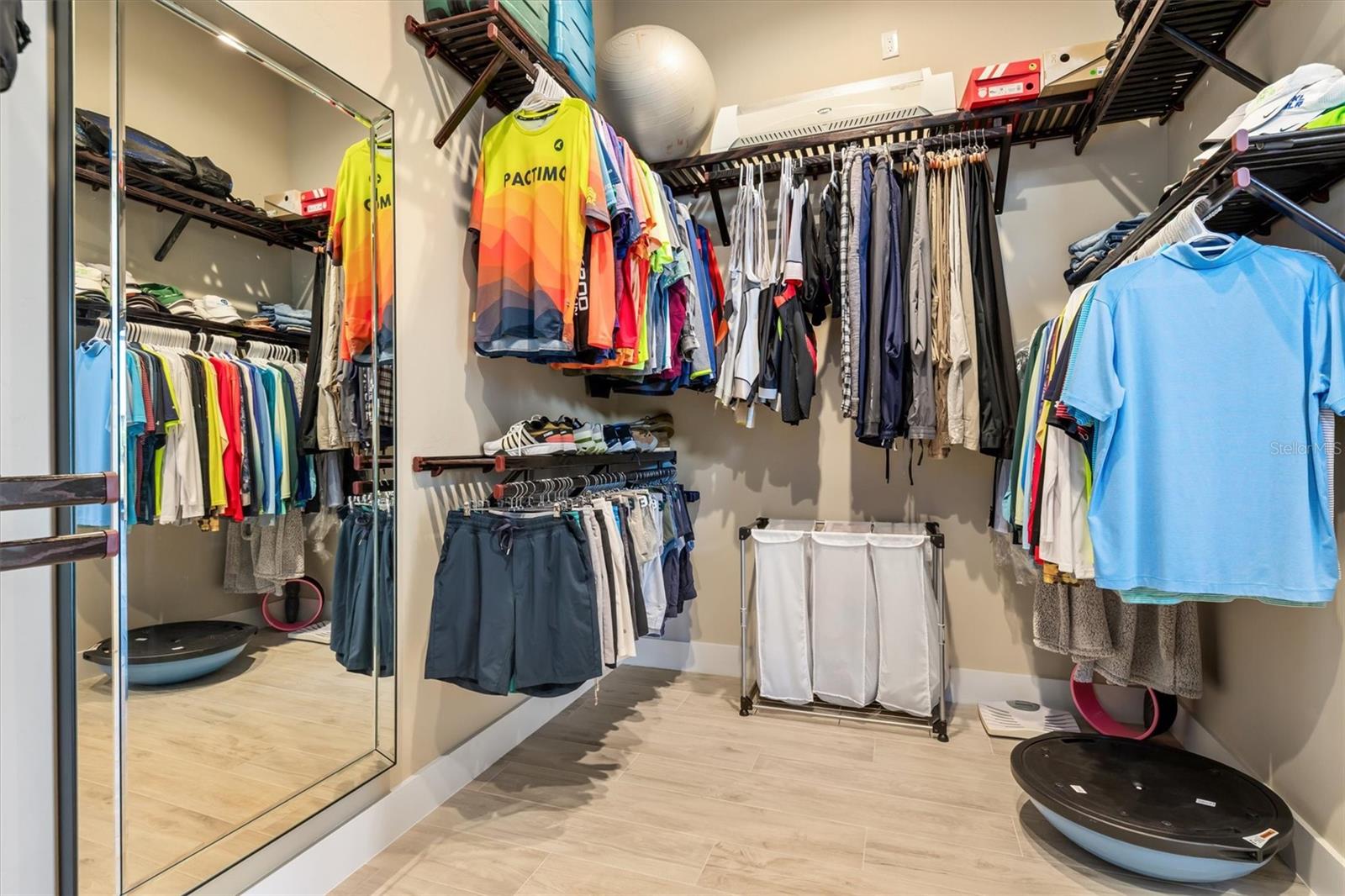 4037 LA COSTA ISLAND CT