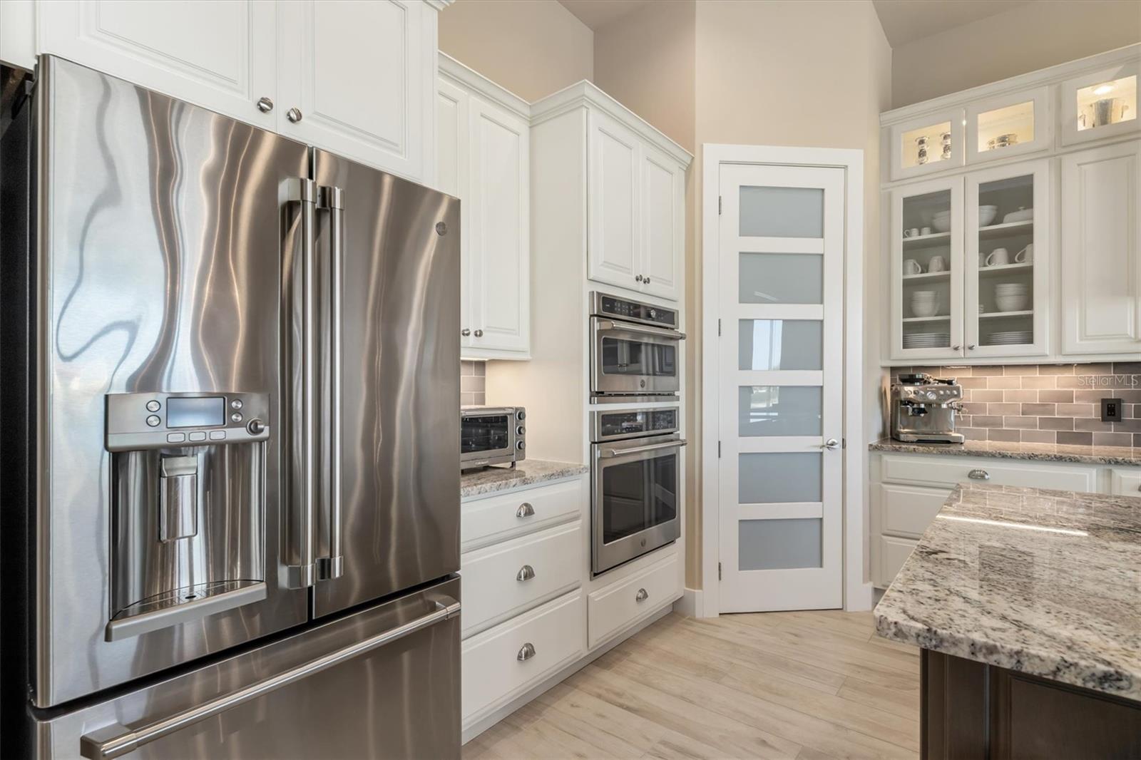 4037 LA COSTA ISLAND CT