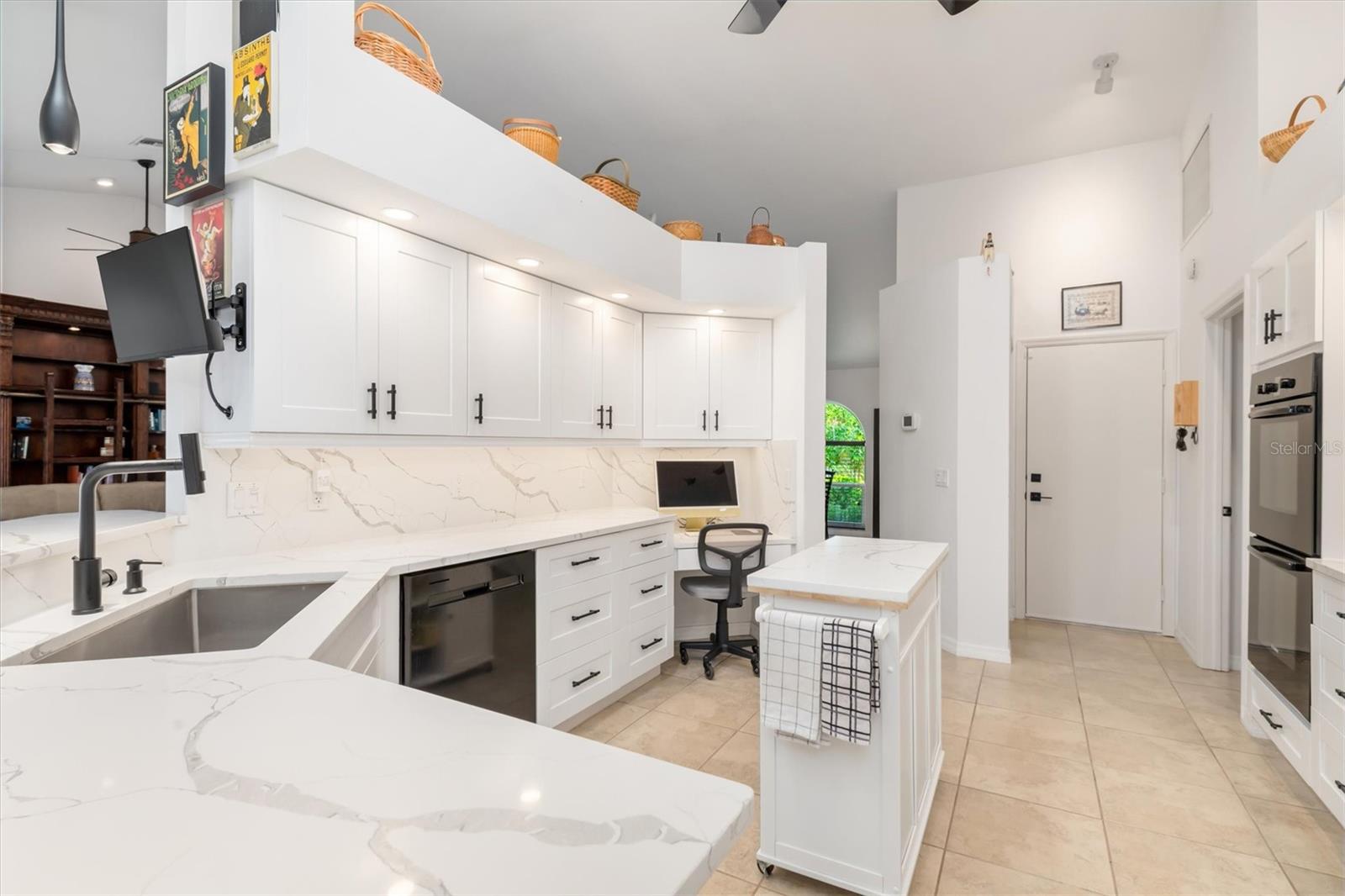 2829 LA MANCHA CT