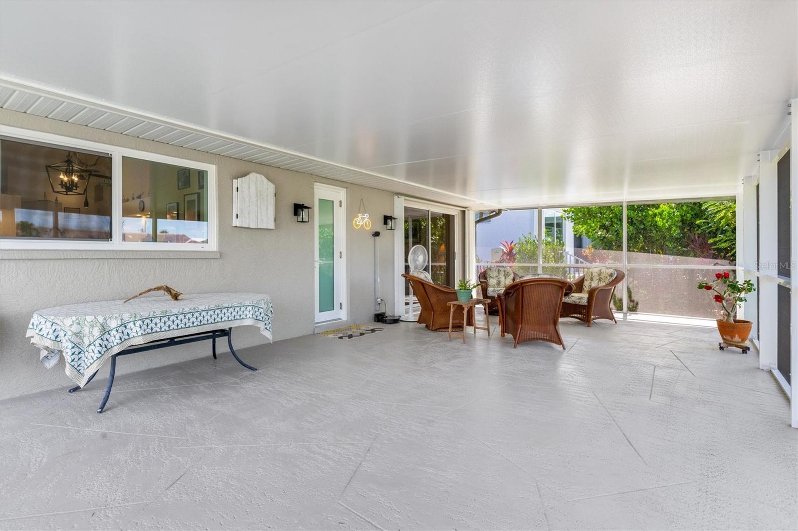 2829 LA MANCHA CT