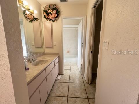 25240 PALISADE RD