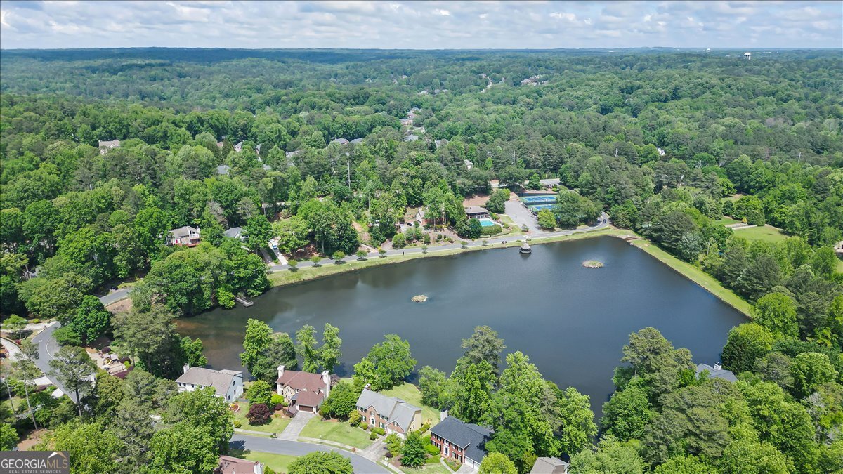 1595 Sandpoint Drive NE