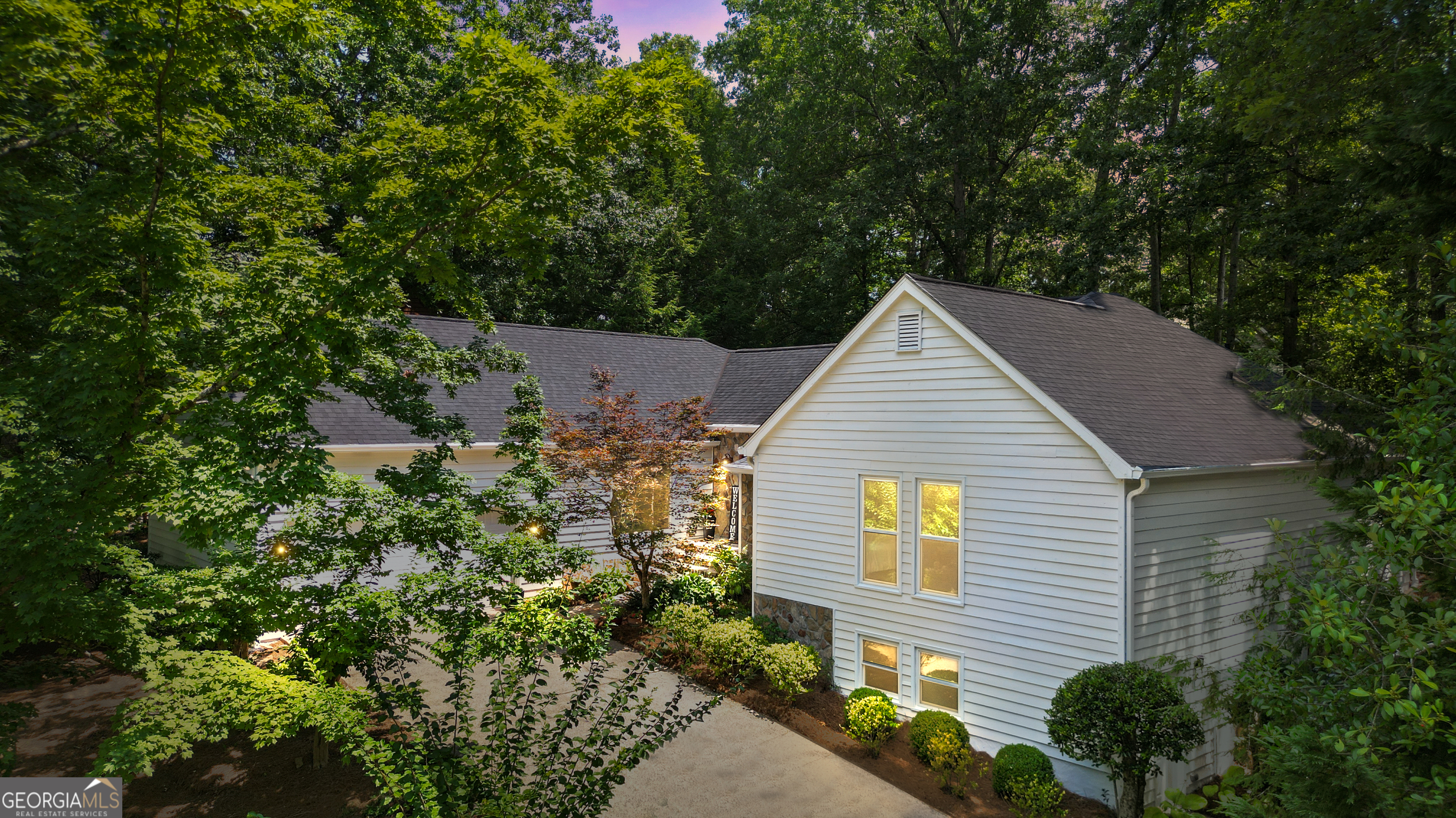 1595 Sandpoint Drive NE
