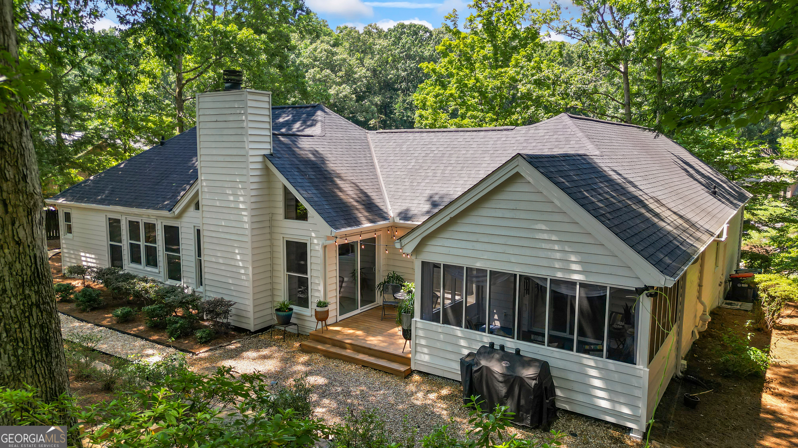 1595 Sandpoint Drive NE