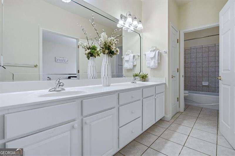 4026 Hickory Fairway Drive