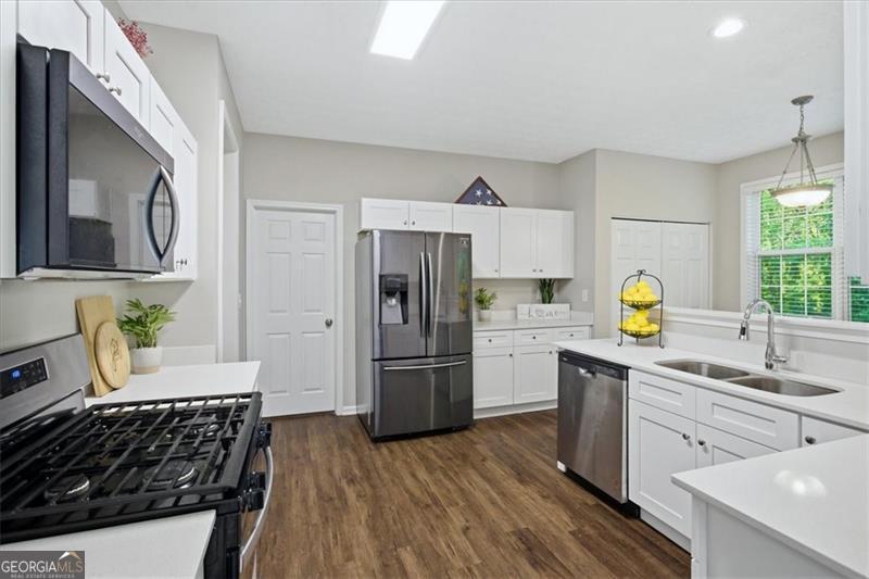 191 Ridgestone Court SW