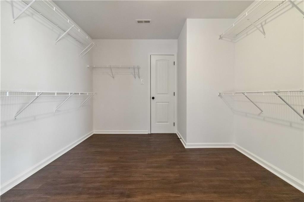 700 Ridgeway Court