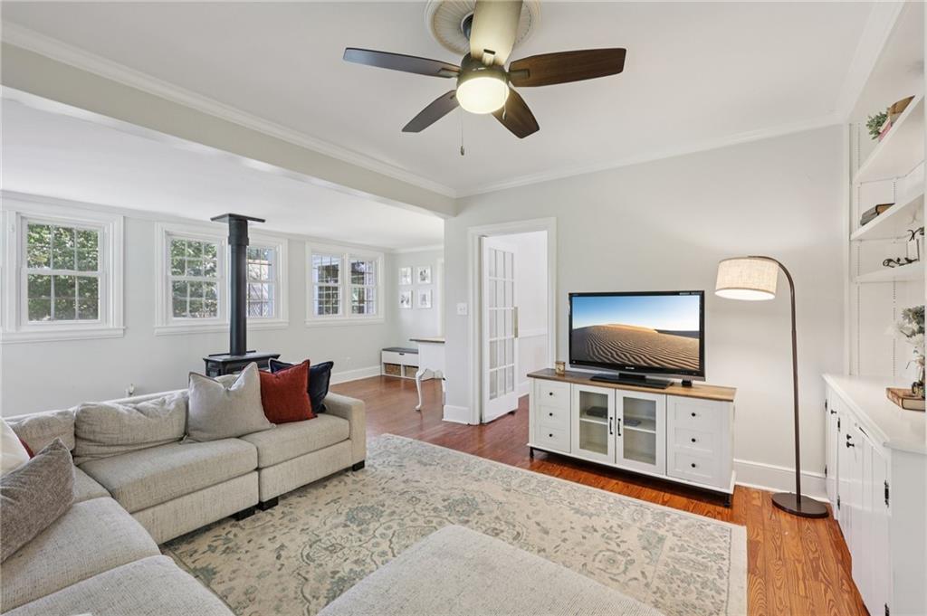 1585 Blackwell Road