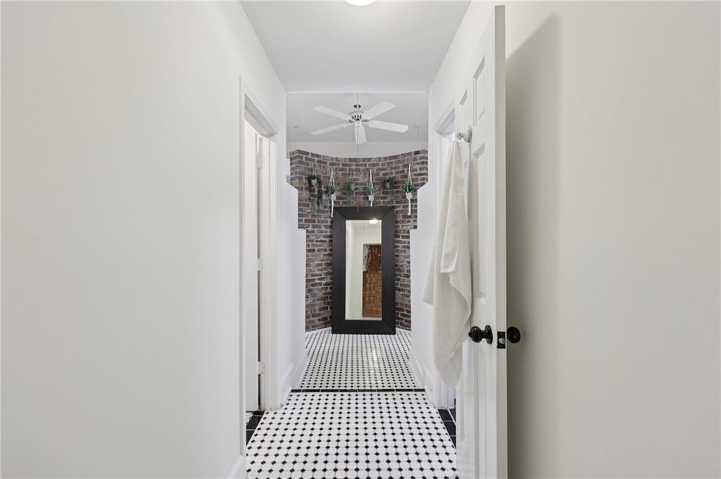 1585 Blackwell Road