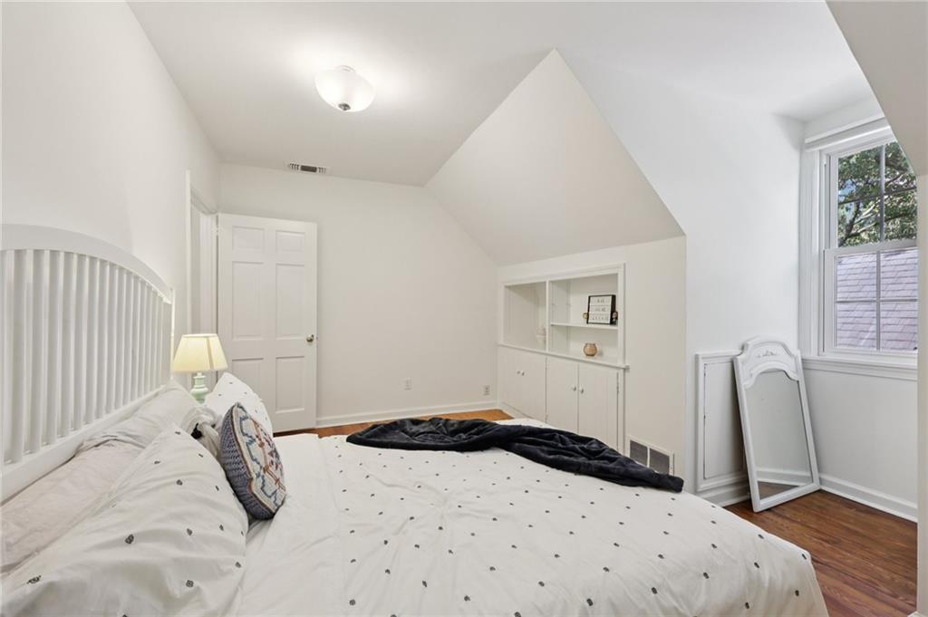 1585 Blackwell Road