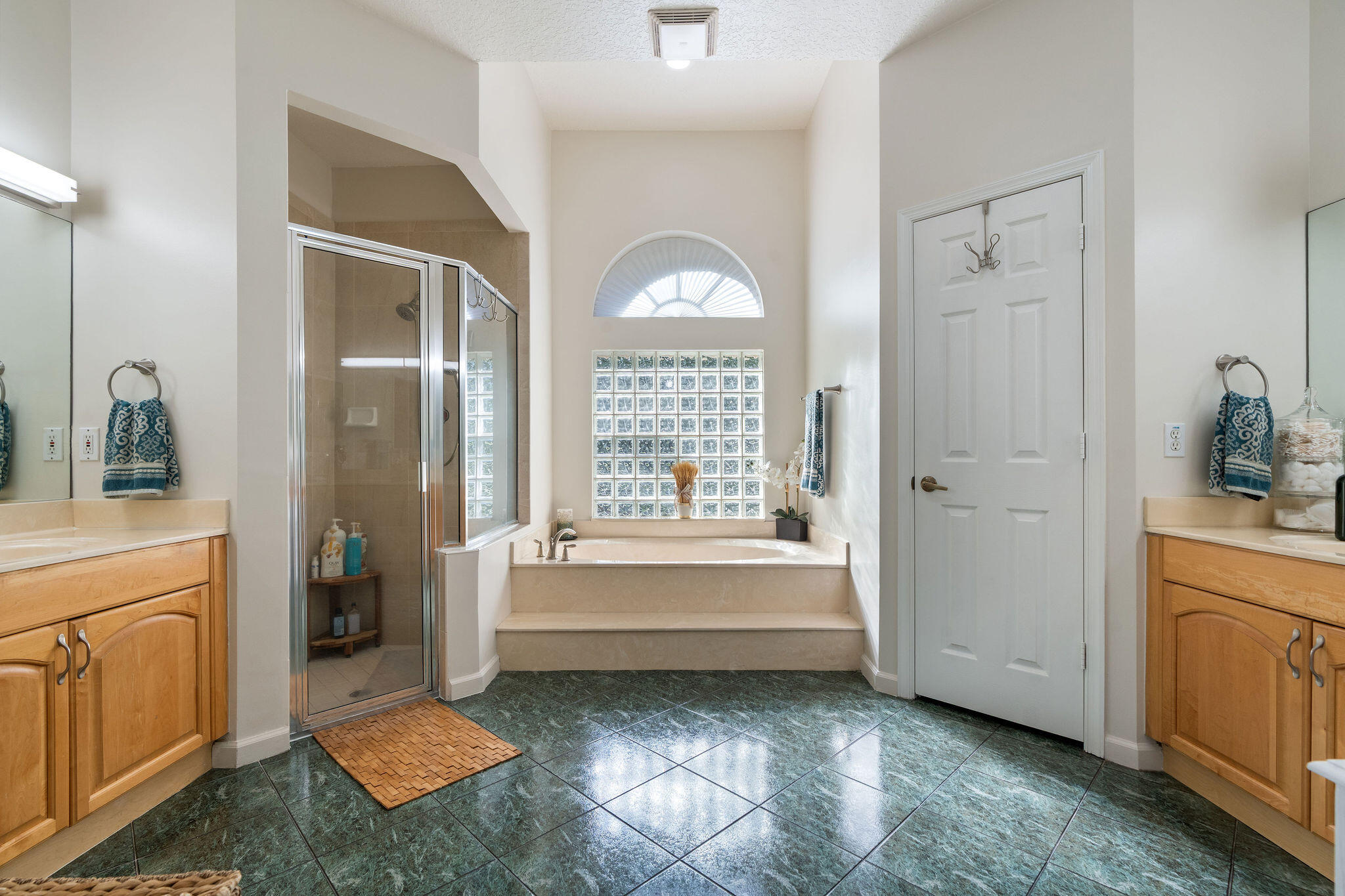 5230 SW 195th Terrace Terrace