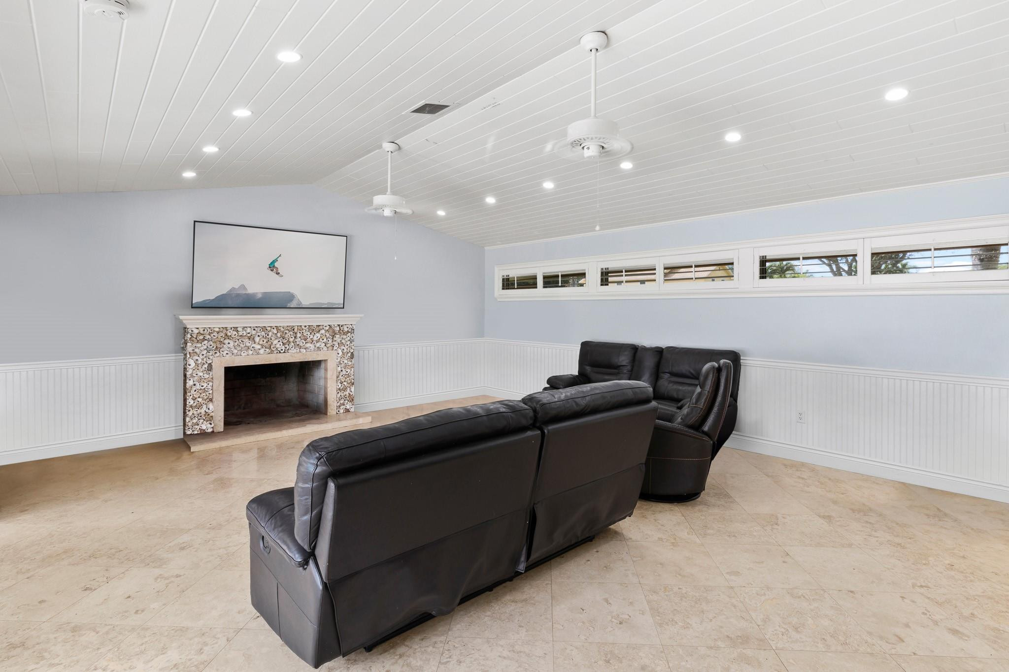 5520 SW 196th Lane